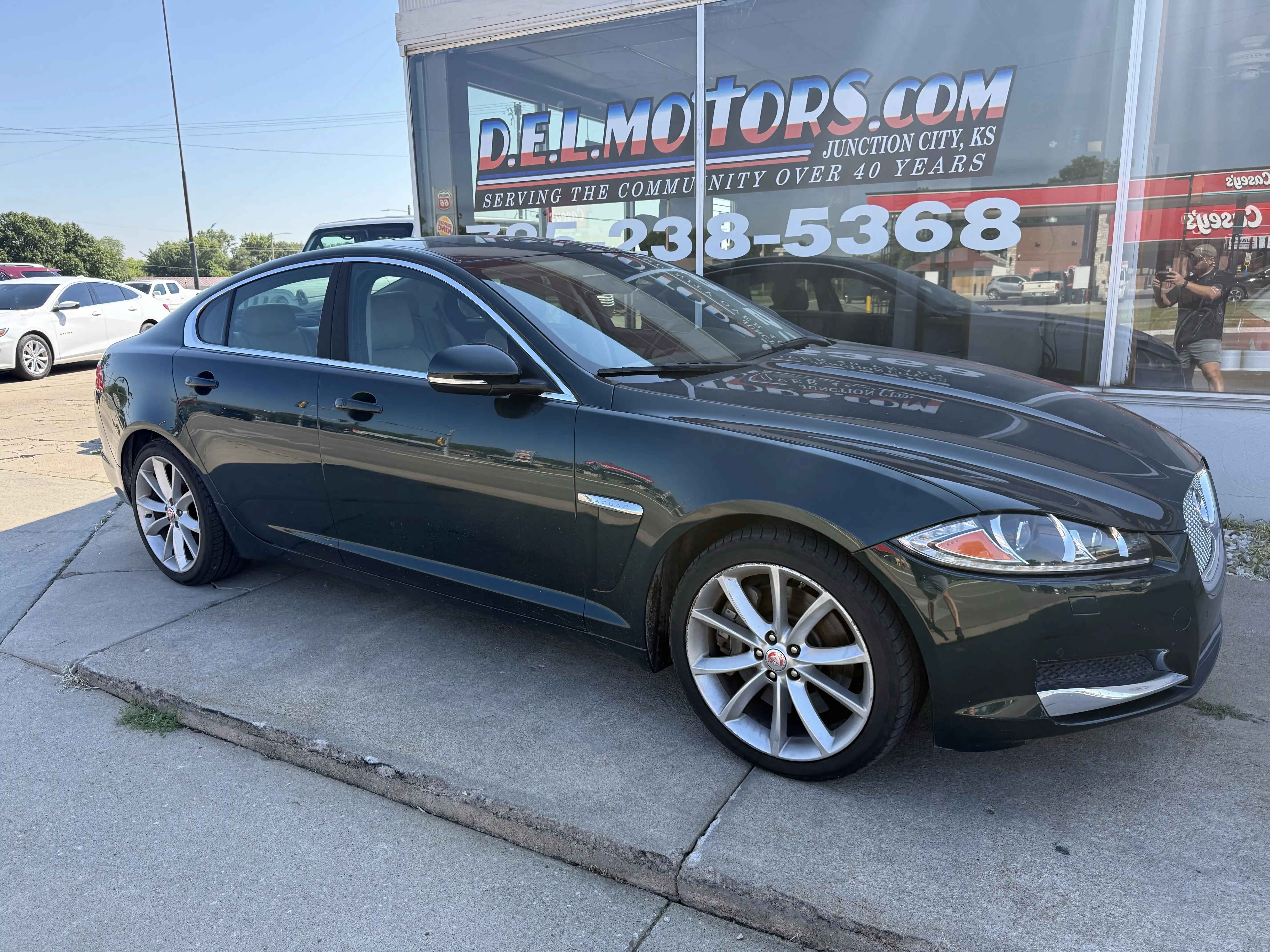 2015 Jaguar XF 3.0L AWD Portfolio's photo