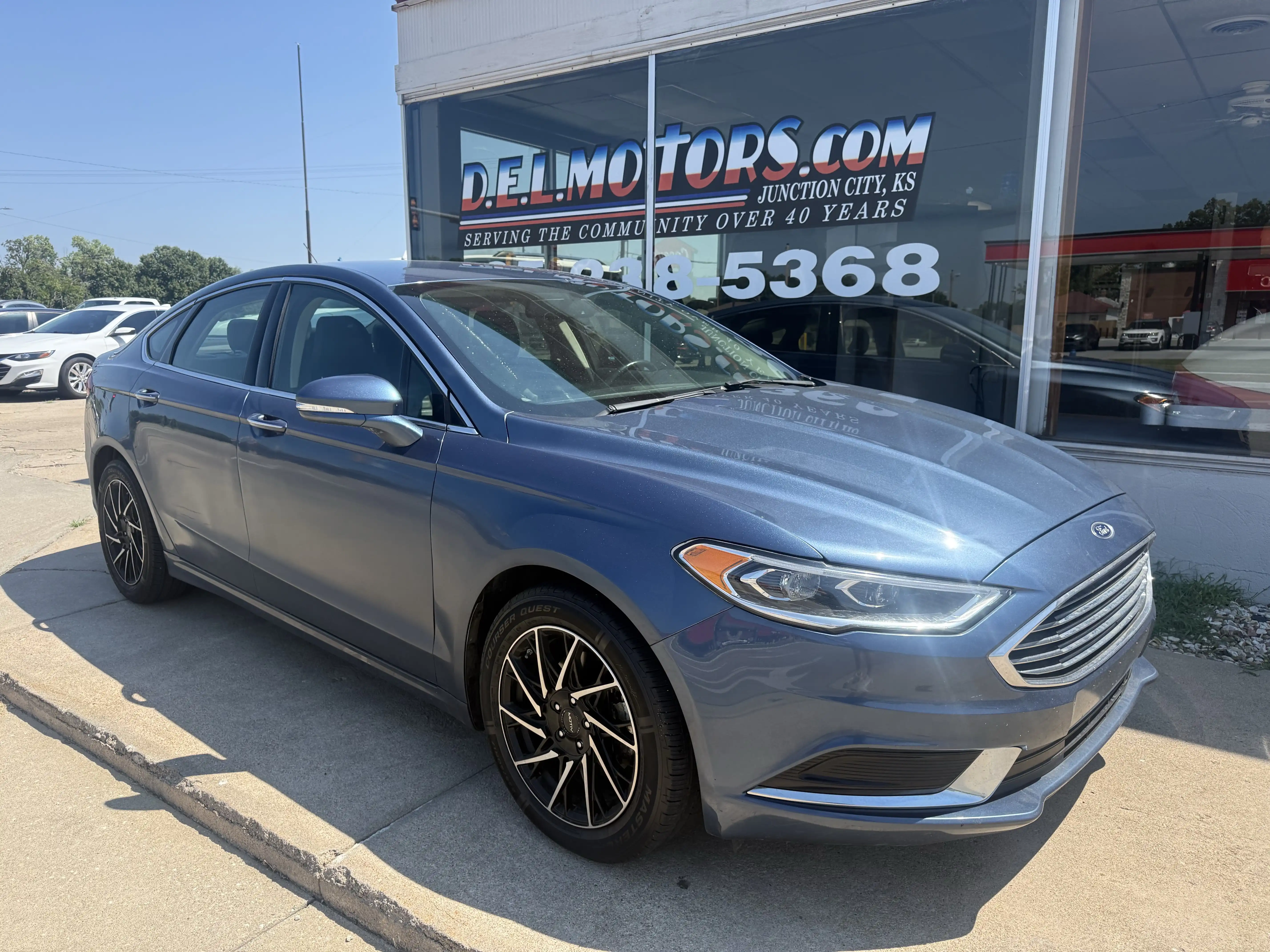 2018 Ford Fusion SE FWD's photo
