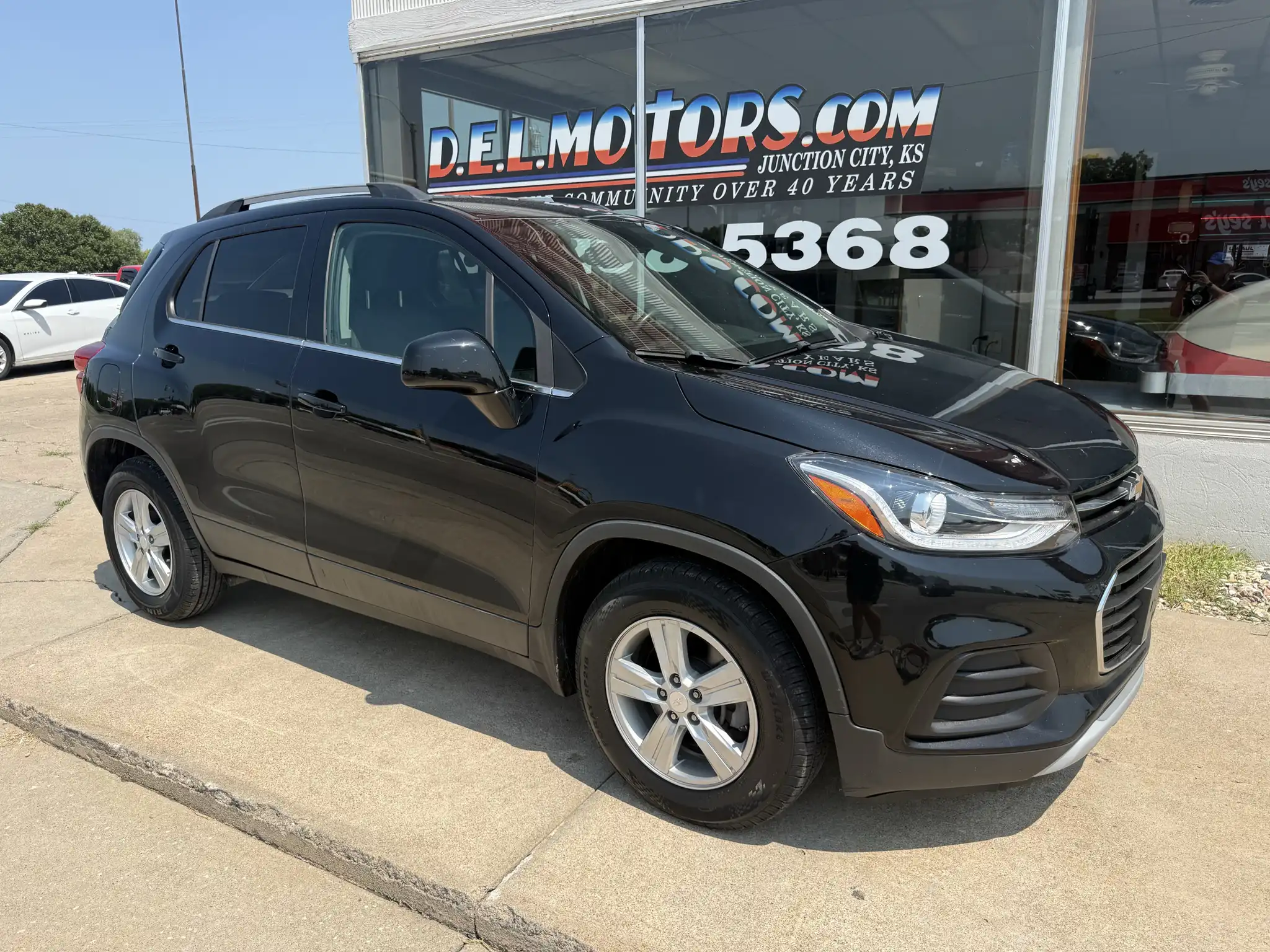 2019 Chevrolet Trax LT's photo