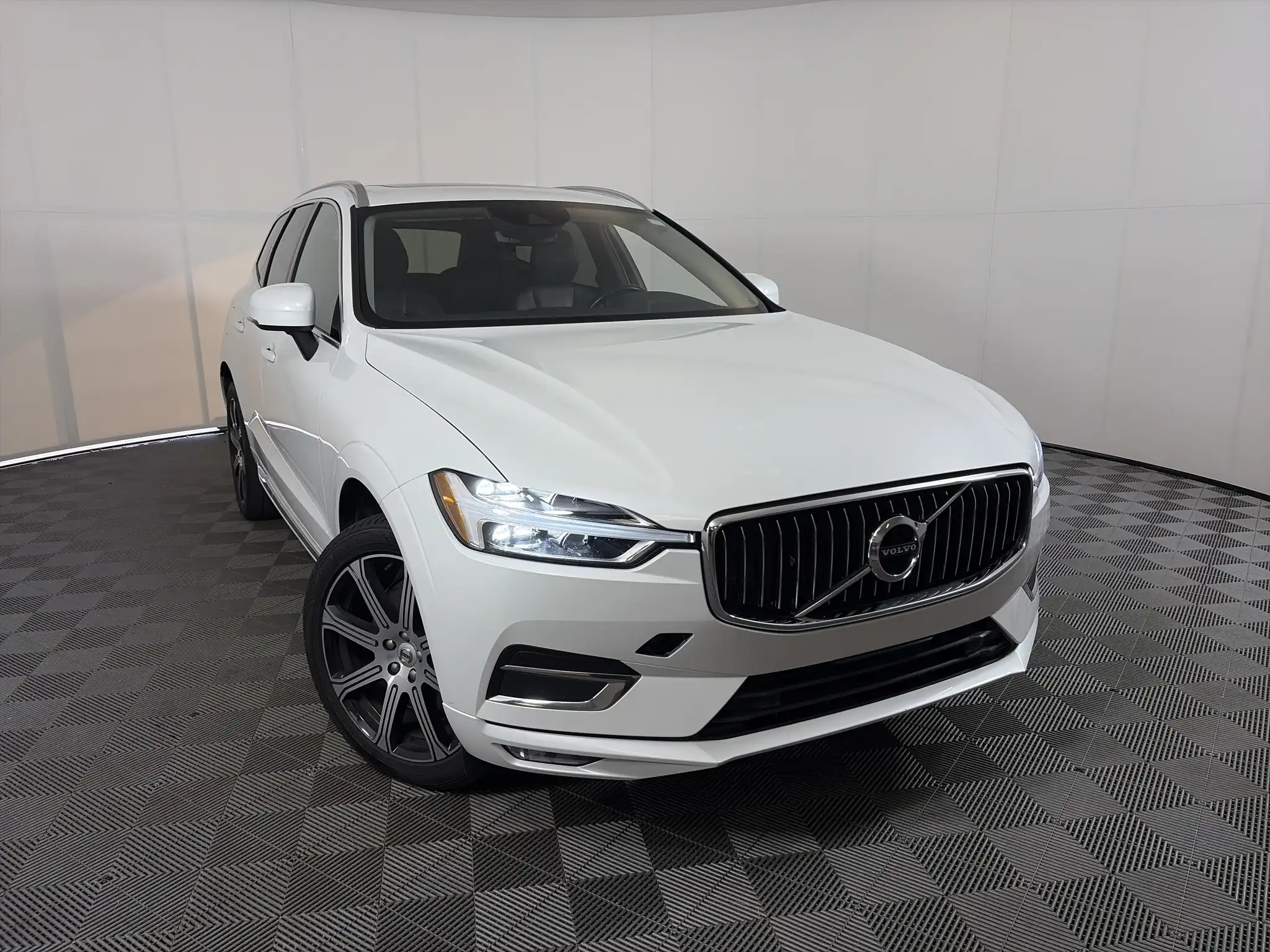2021 Volvo XC60 T6 Inscription AWD's photo
