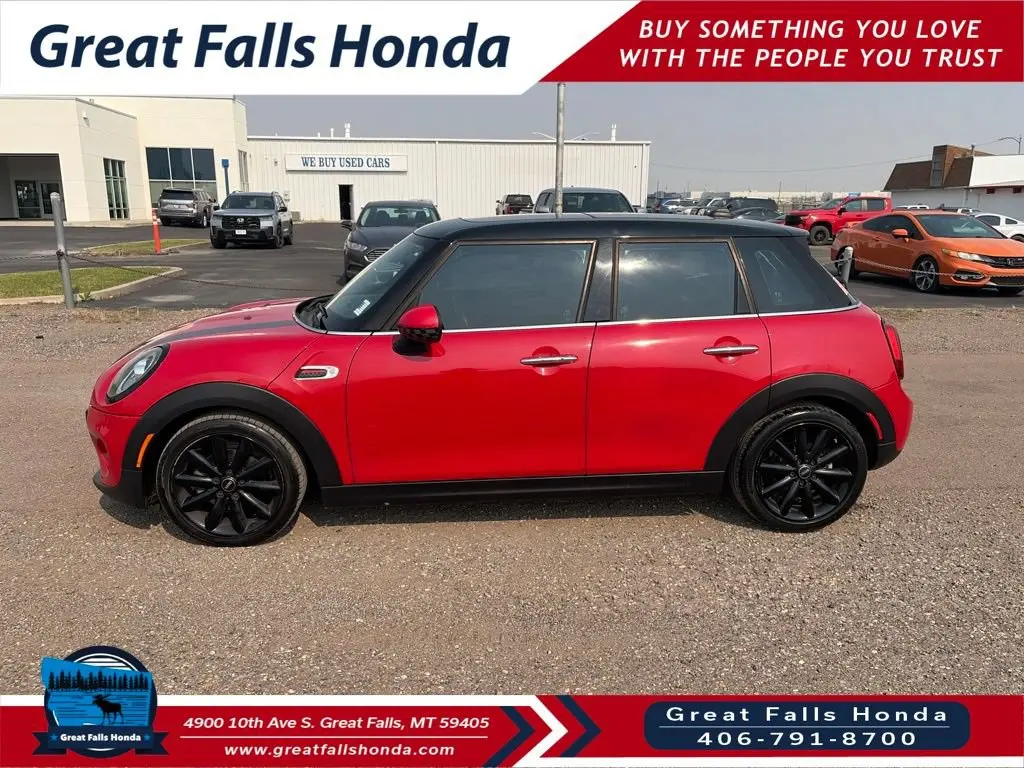 2019 MINI Hardtop Cooper Iconic photo 4