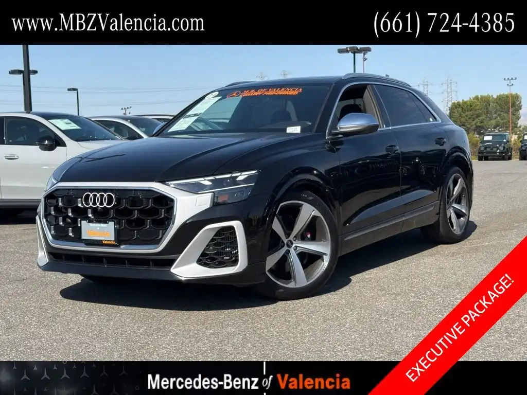 2024 Audi SQ8 Premium Plus's photo