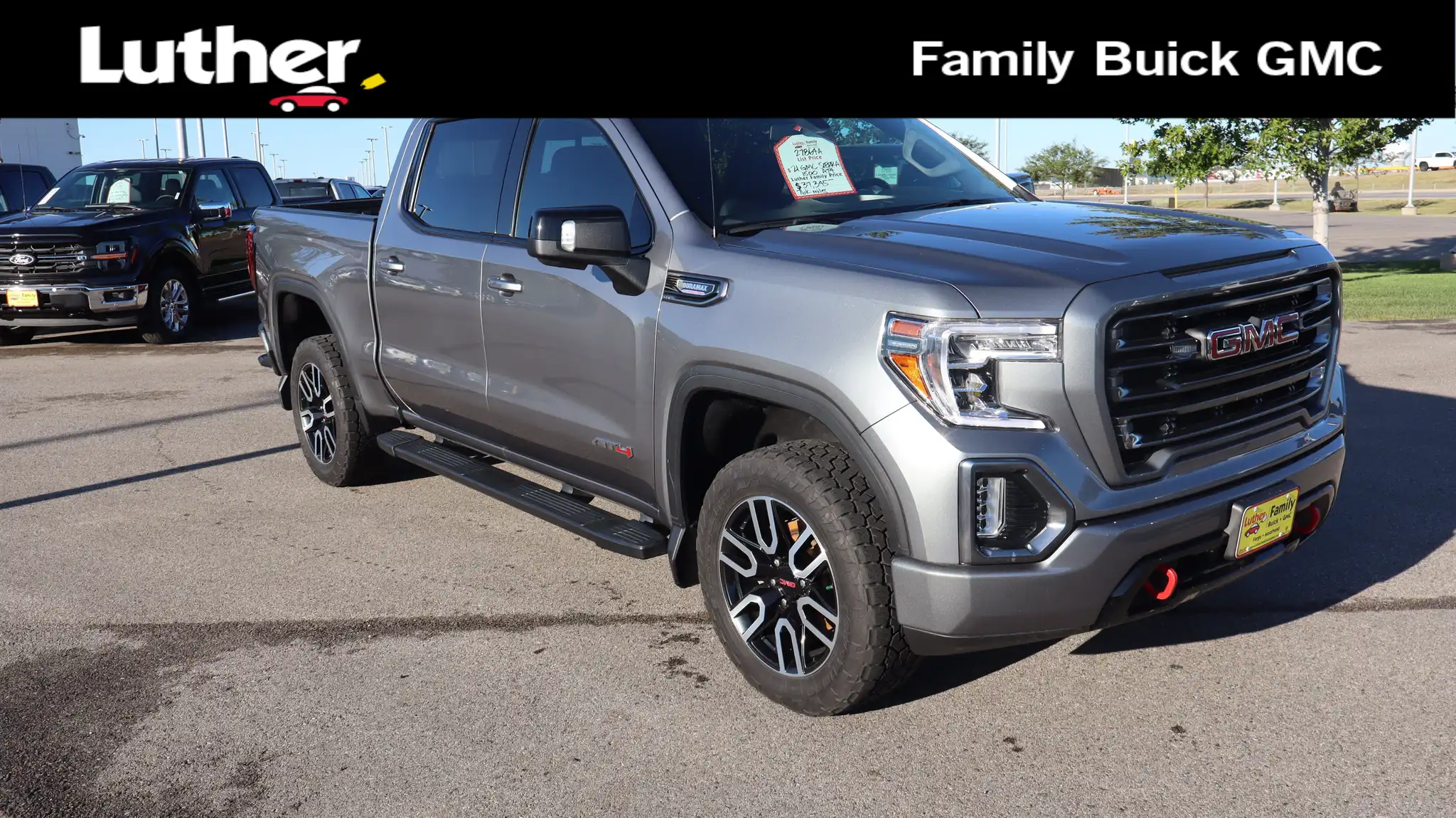 2021 GMC Sierra AT4 4WD Crew Cab Short Box's photo