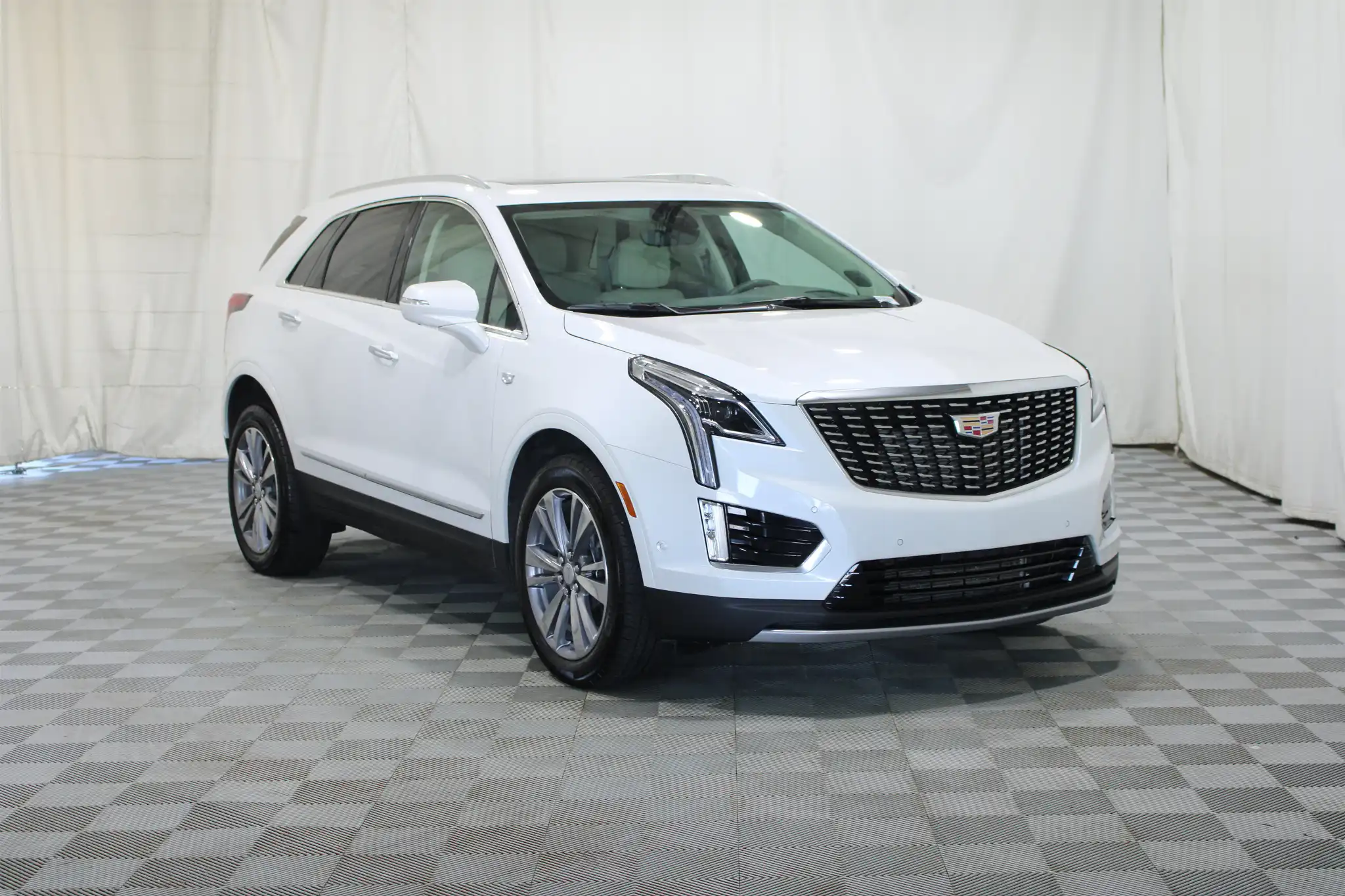 2025 Cadillac XT5 Premium Luxury AWD's photo