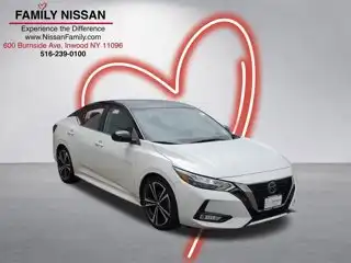 2021 Nissan Sentra SR CVT's photo