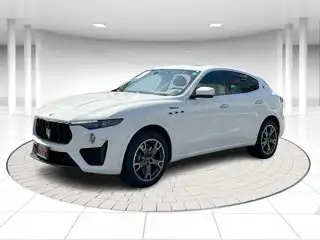 2023 Maserati Levante Modena's photo