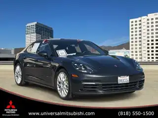 2019 Porsche Panamera 4 E-Hybrid's photo