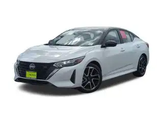 2025 Nissan Sentra SR CVT's photo