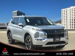 2024 Mitsubishi Outlander Plug-in Hybrid SE S-AWC's photo