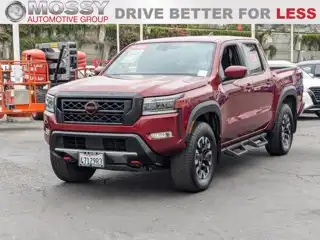2023 Nissan Frontier PRO-4X Crew Cab 4X4's photo