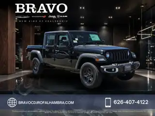 2026 Jeep Gladiator Sport Auto's photo