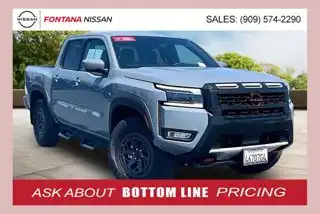 2025 Nissan Frontier PRO-4X Crew Cab 4X4's photo