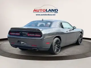 2018 Dodge Challenger GT photo 5