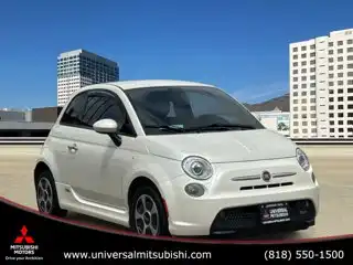 2016 FIAT 500e Battery Electric's photo