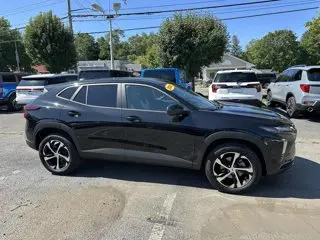 2025 Chevrolet Trax 1RS photo 3