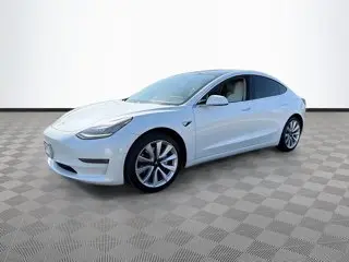 2019 Tesla Model 3 Standard Range Plus photo 3