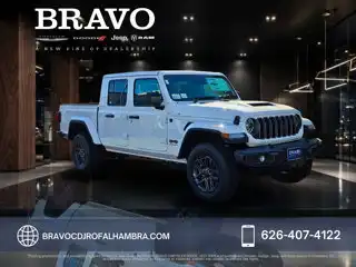 2026 Jeep Gladiator Sport S Auto's photo
