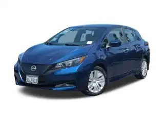 2023 Nissan Leaf S's photo