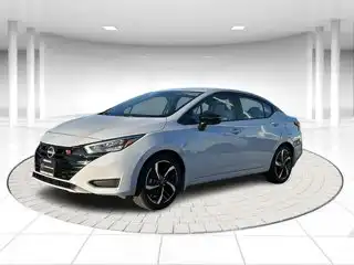 2025 Nissan Versa 1.6 SR CVT's photo