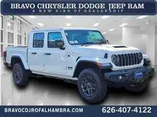 2026 Jeep Gladiator Sport S Auto's photo