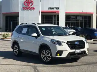 2023 Subaru Forester Premium's photo