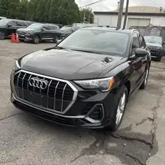 2022 Audi Q3 45 TFSI S Line Premium quattro's photo