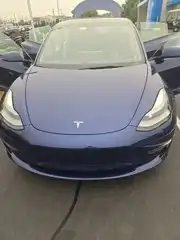 2022 Tesla Model 3 Long Range Dual Motor All-Wheel Drive's photo