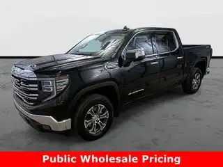 2025 GMC Sierra 4WD Crew Cab Short Box SLT's photo