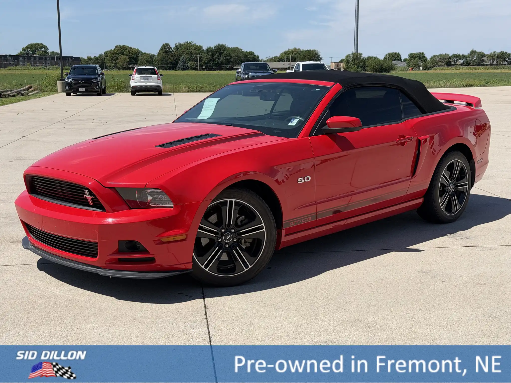 2014 Ford Mustang GT Premium's photo