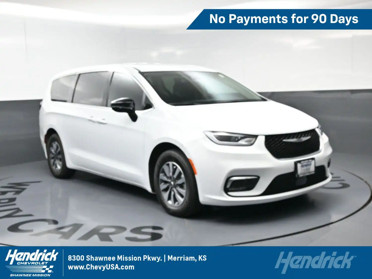 2024 Chrysler Pacifica Hybrid Select PHEV's photo