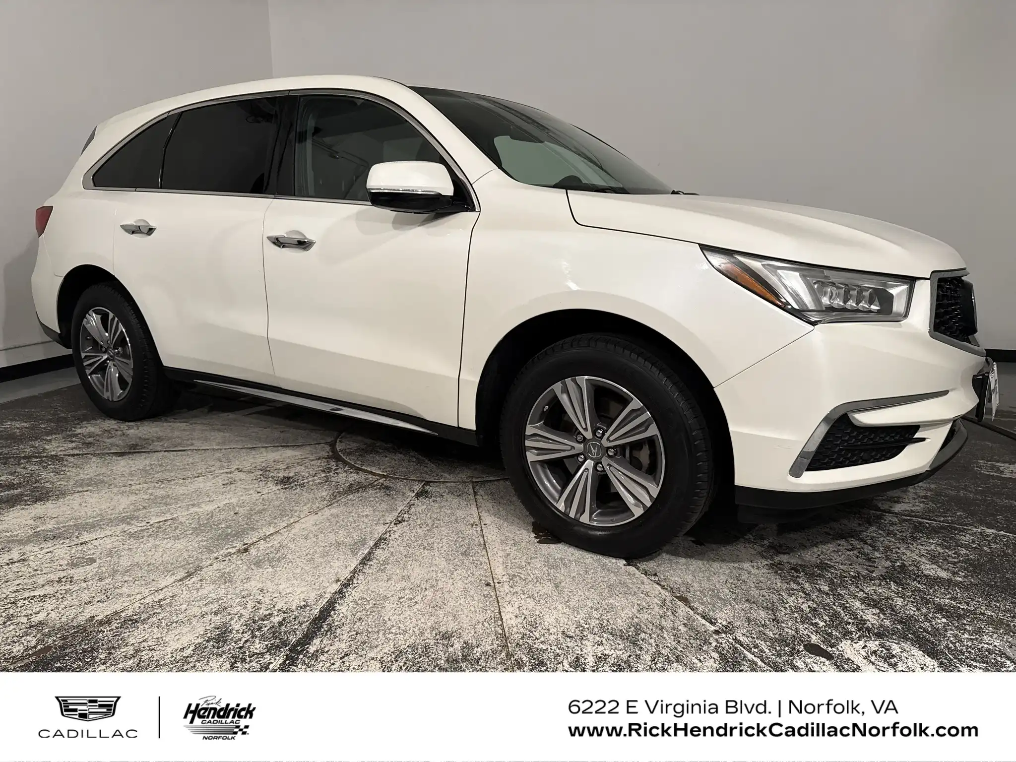 2019 Acura MDX SH-AWD's photo