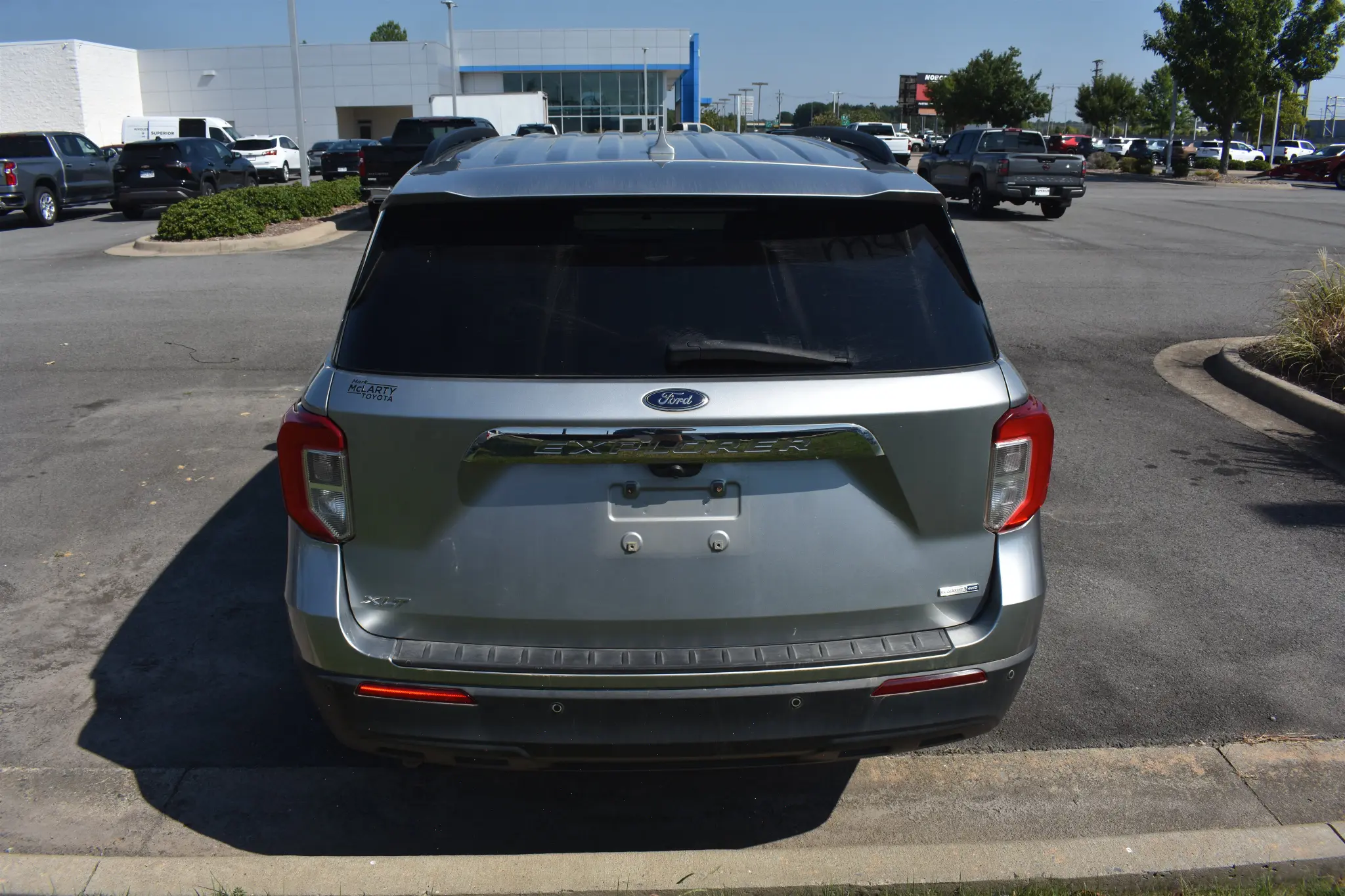 2020 Ford Explorer XLT 4WD photo 5