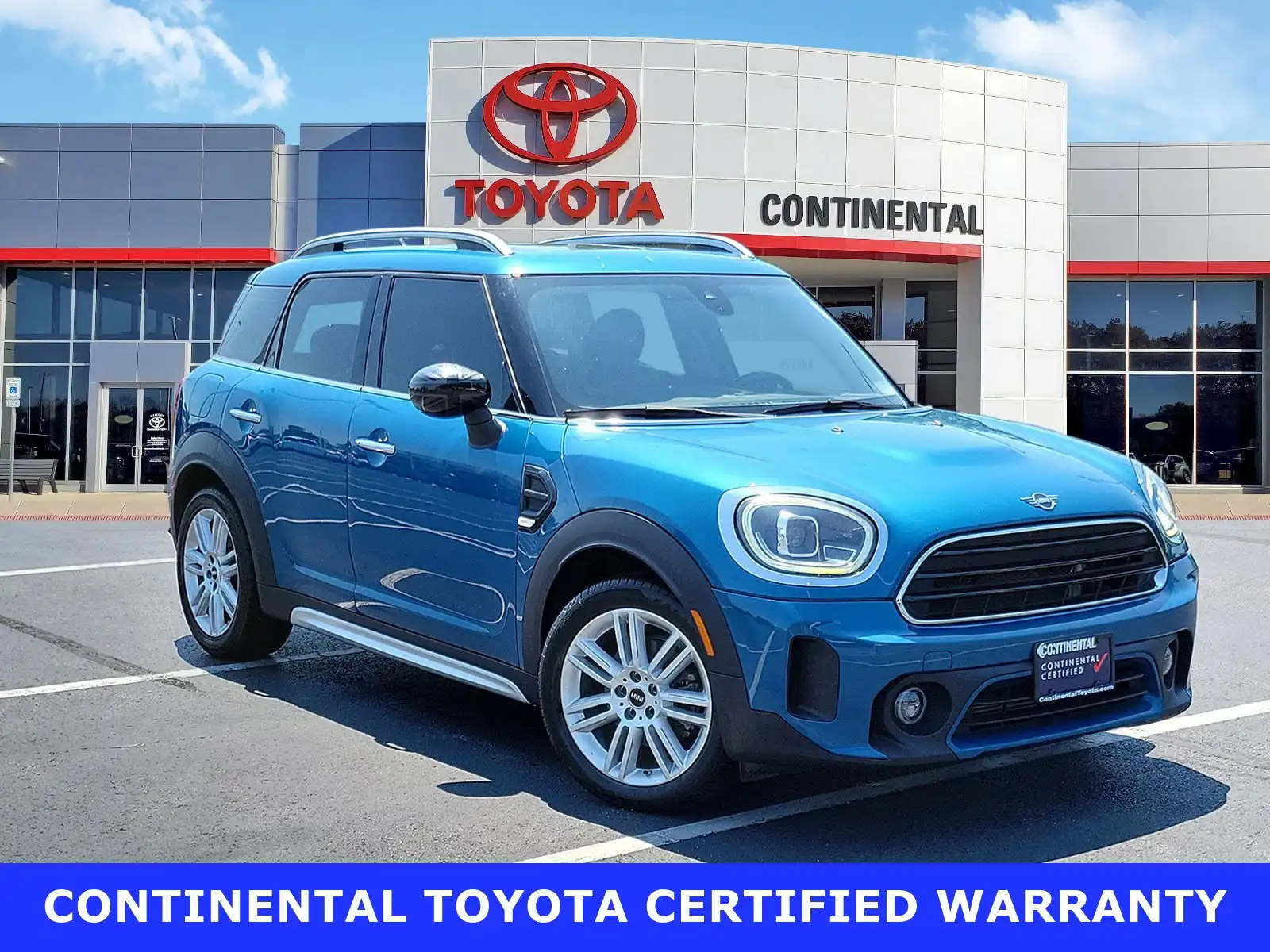 2022 MINI Countryman Cooper's photo