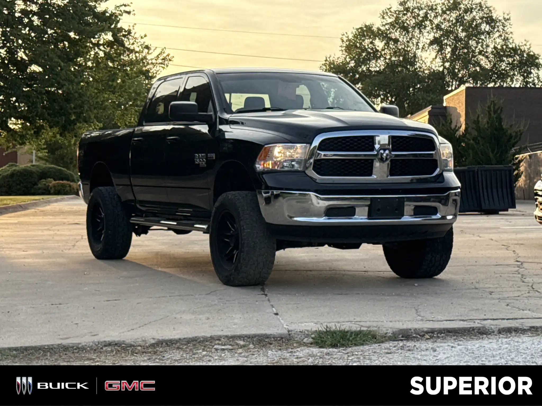 2020 RAM 1500 Classic SLT 4x4 Crew Cab 6'4's photo