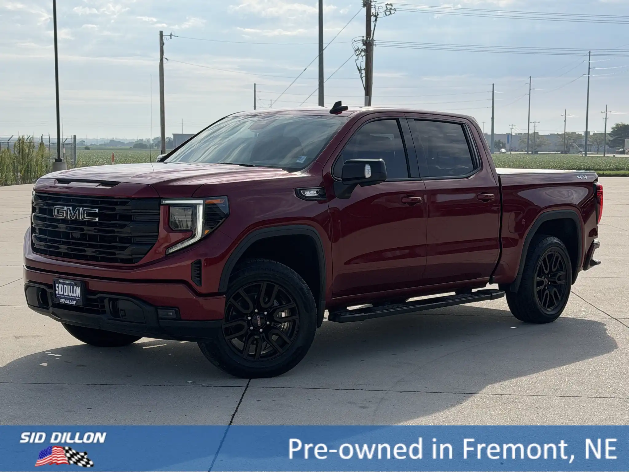 2022 GMC Sierra 4WD Crew Cab Standard Box Elevation's photo