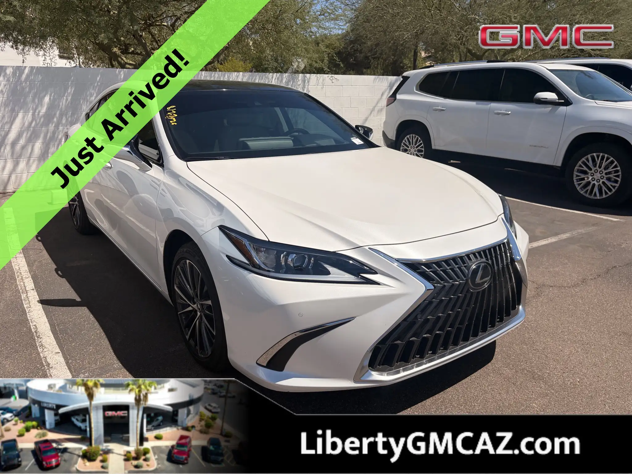 2024 Lexus ES 350 350's photo