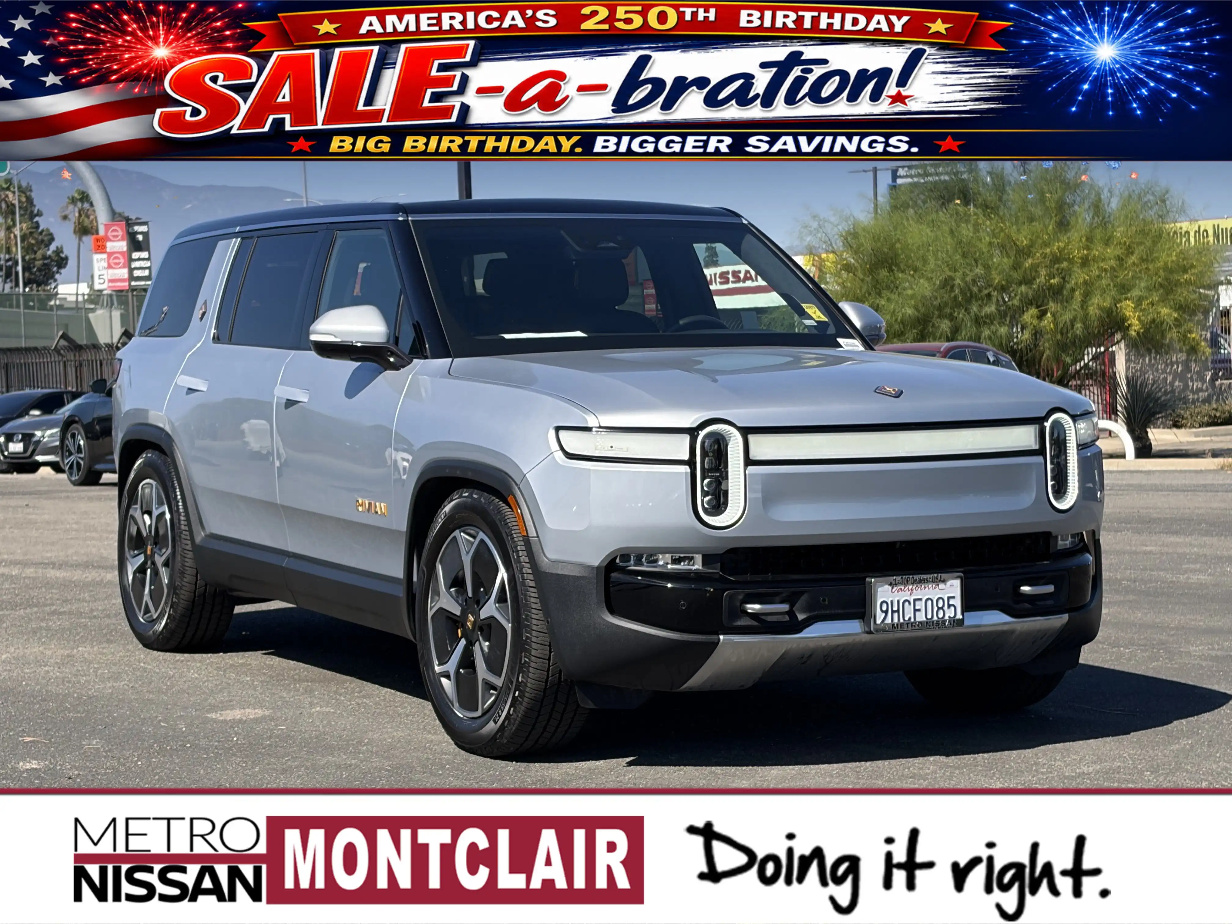 2023 Rivian R1S Adventure Quad-Motor Large Pack's photo
