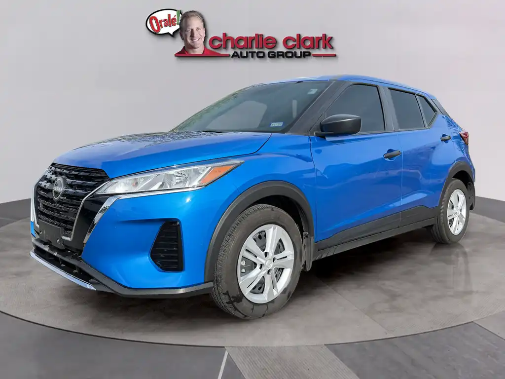 2025 Nissan Kicks Play 1.6 FWD's photo