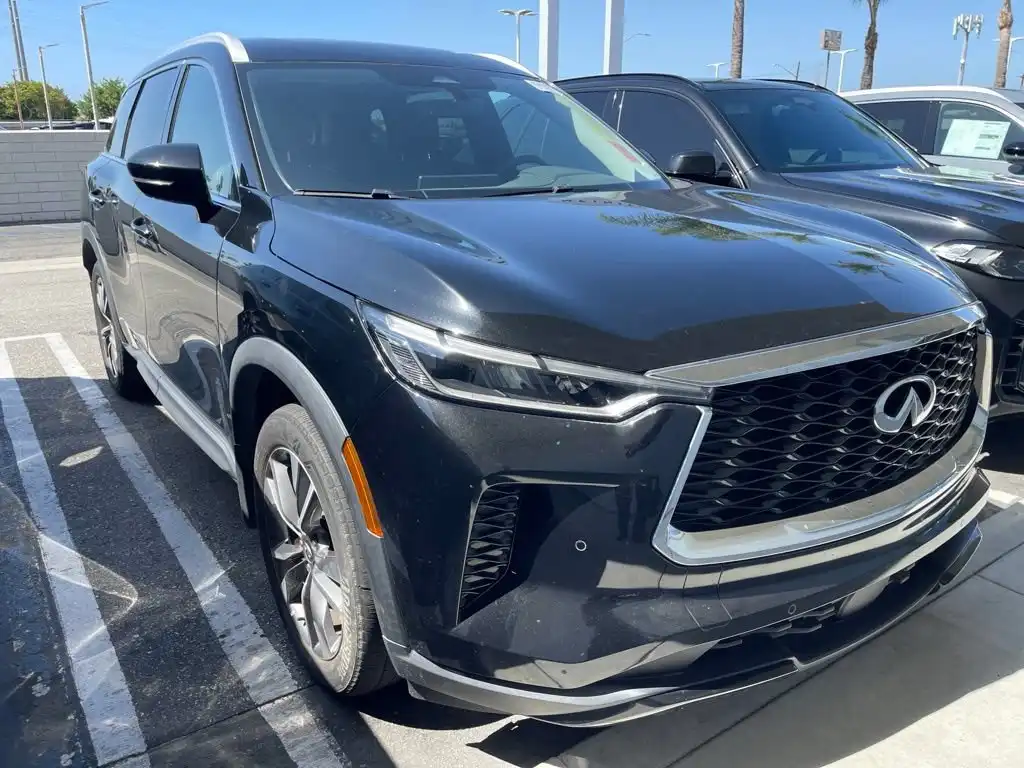 2023 INFINITI QX60 LUXE's photo