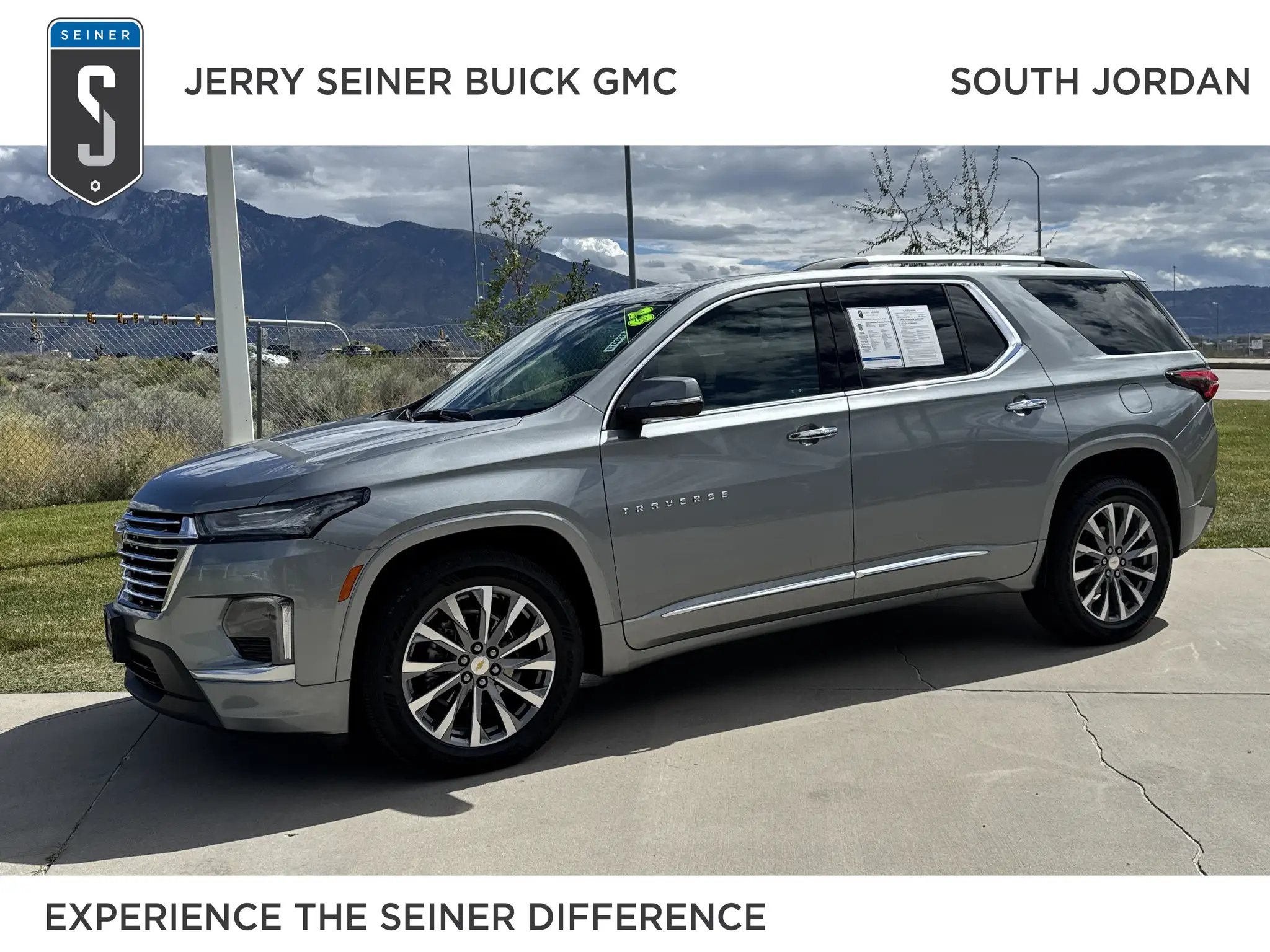 2023 Chevrolet Traverse Premier AWD's photo