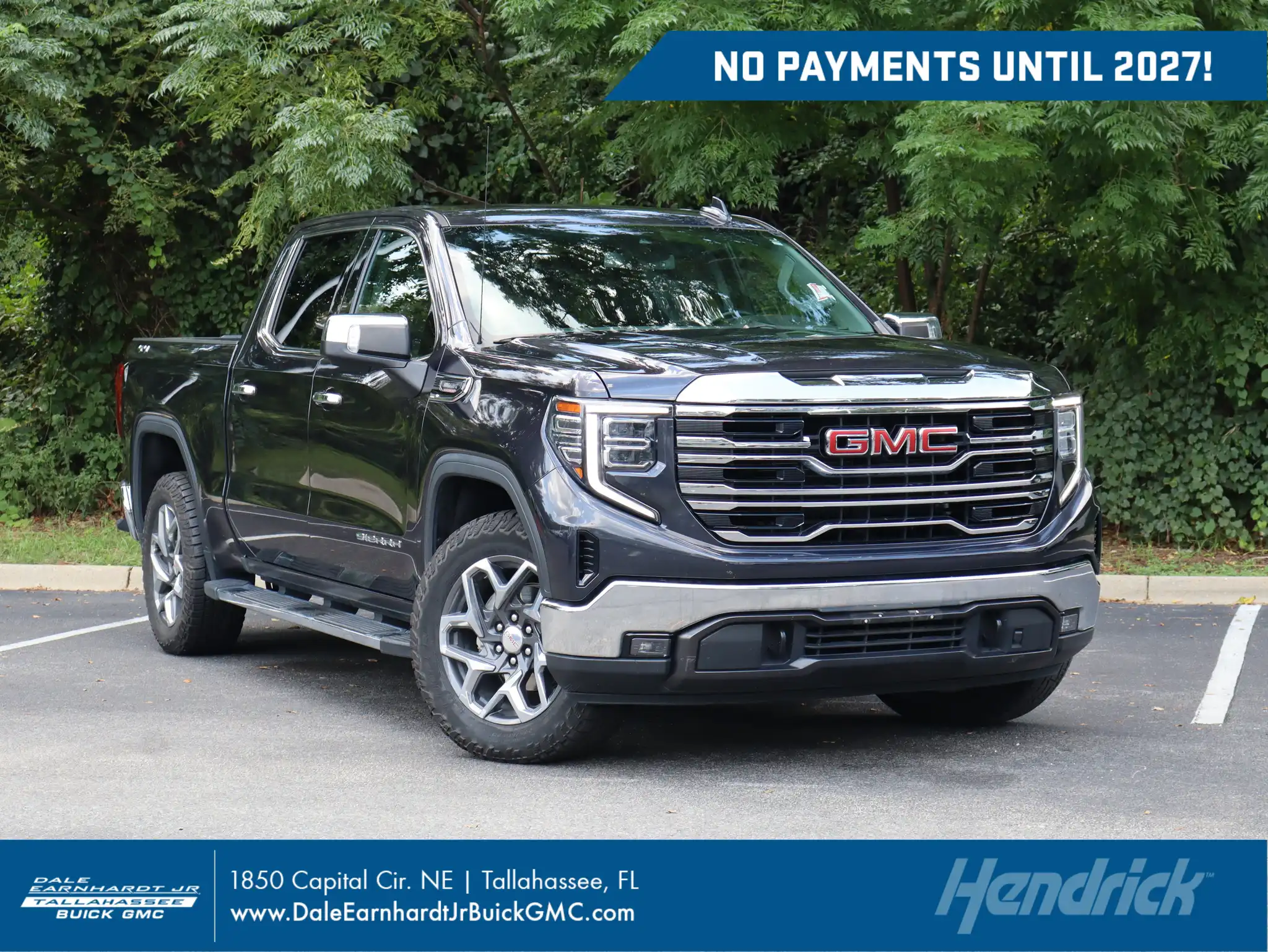 2023 GMC Sierra SLT 4WD Crew Cab Short Box's photo