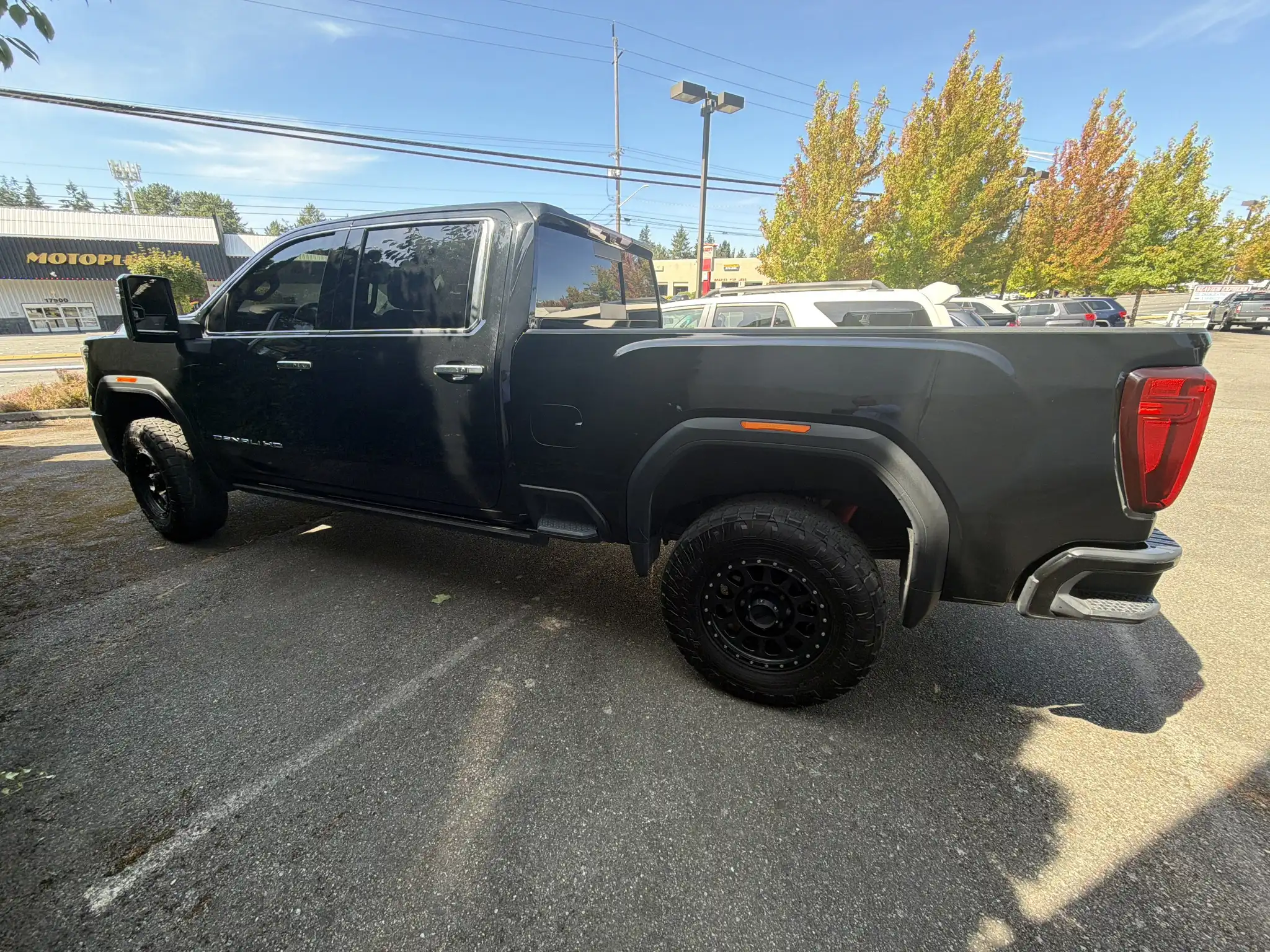 2023 GMC Sierra Denali 4WD Crew Cab Standard Box's photo