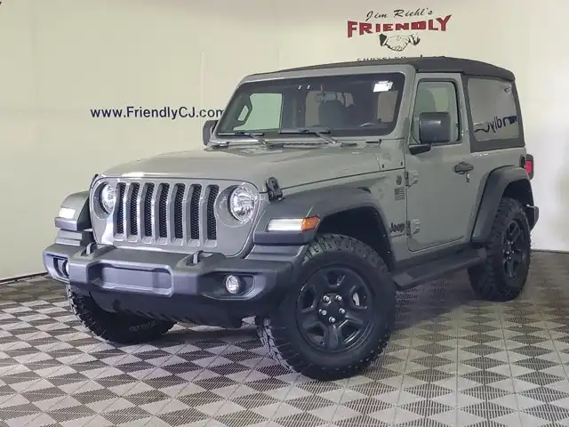 2023 Jeep Wrangler Sport's photo