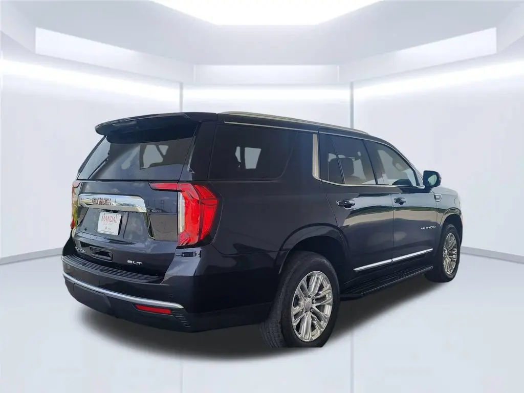 2023 GMC Yukon 4WD SLT photo 5