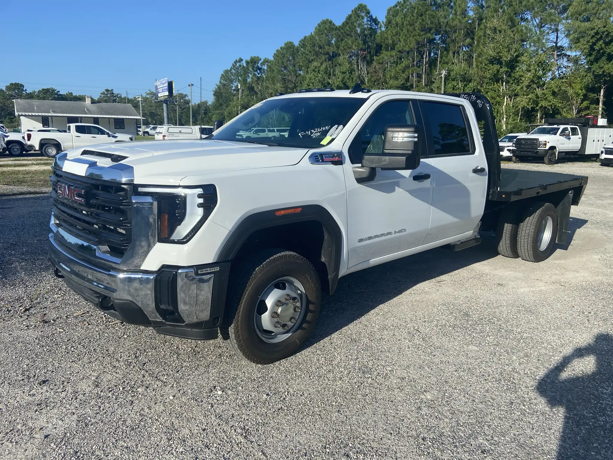 2026 GMC Sierra 4WD Crew Cab Chassis Pro's photo