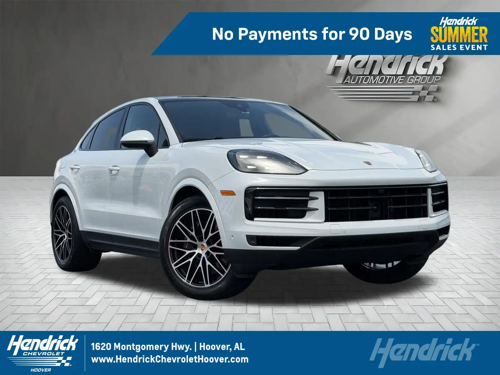 2024 Porsche Cayenne Base's photo