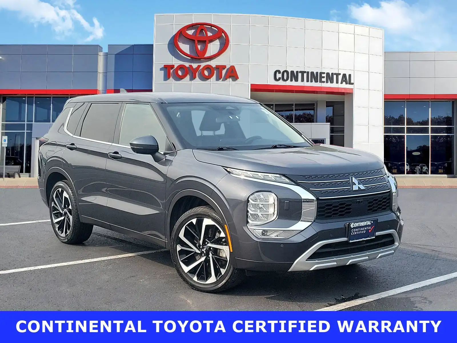 2024 Mitsubishi Outlander SE S-AWC's photo