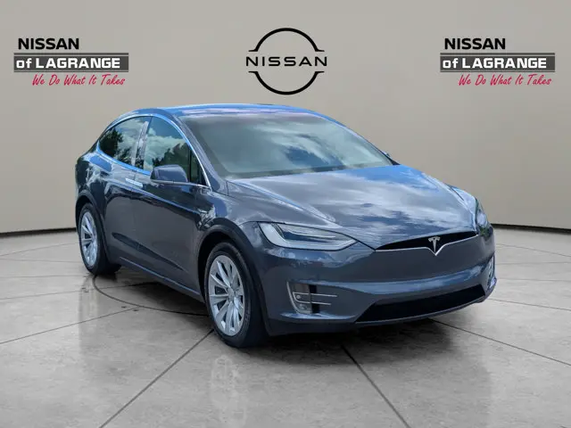 2020 Tesla Model X Long Range photo 3