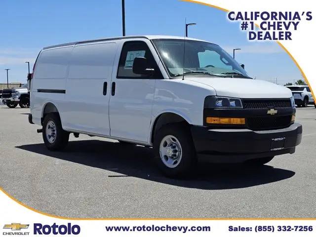 2025 Chevrolet Express 2500 Extended Work Van HD photo 1