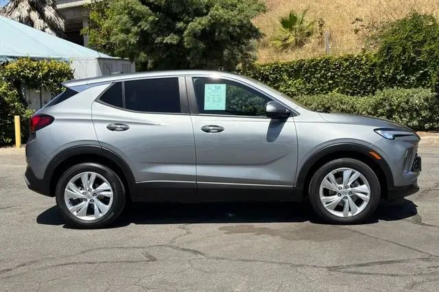 2025 Buick Encore GX Preferred photo 3